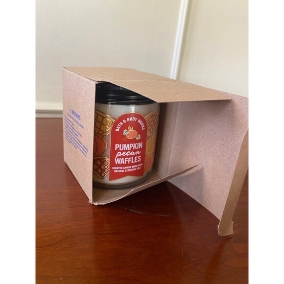 Bath and Body Works Pumpkin Pecan Waffles Candle 7 oz. BRAND NEW Fall Halloween - Picture 5 of 8